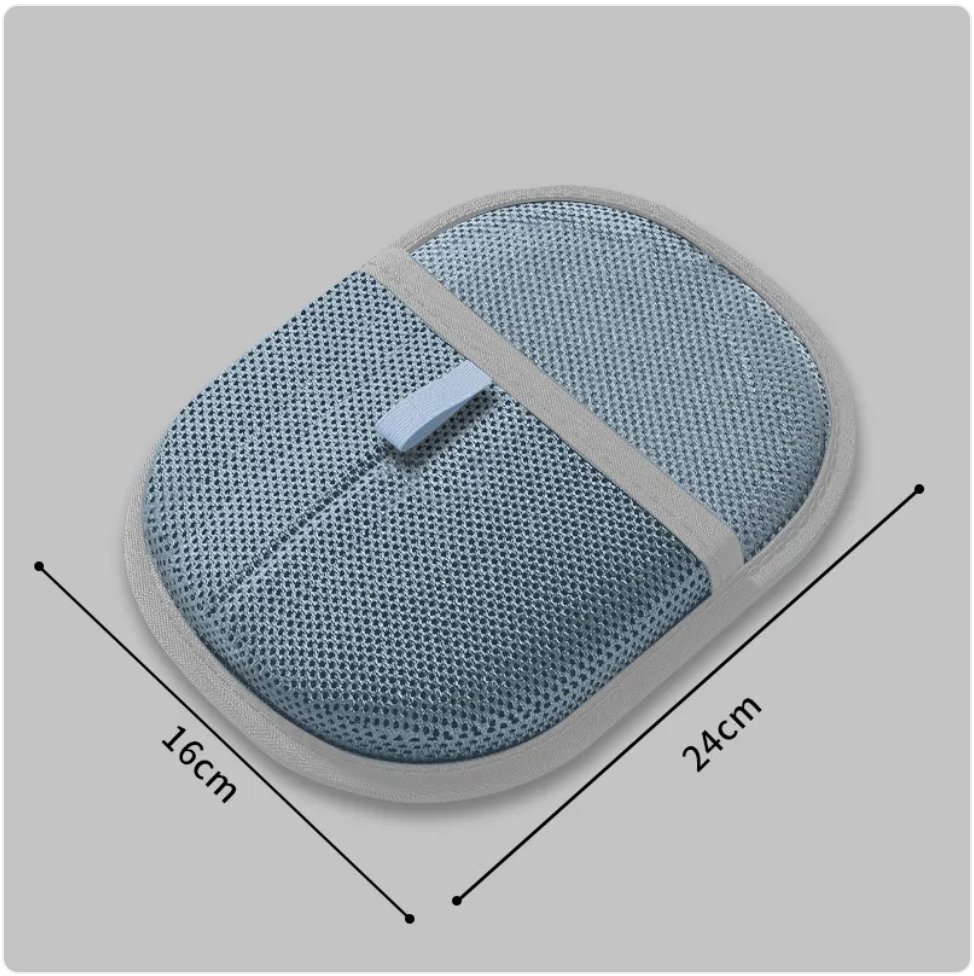 Yumi & Co. Grooming Glove