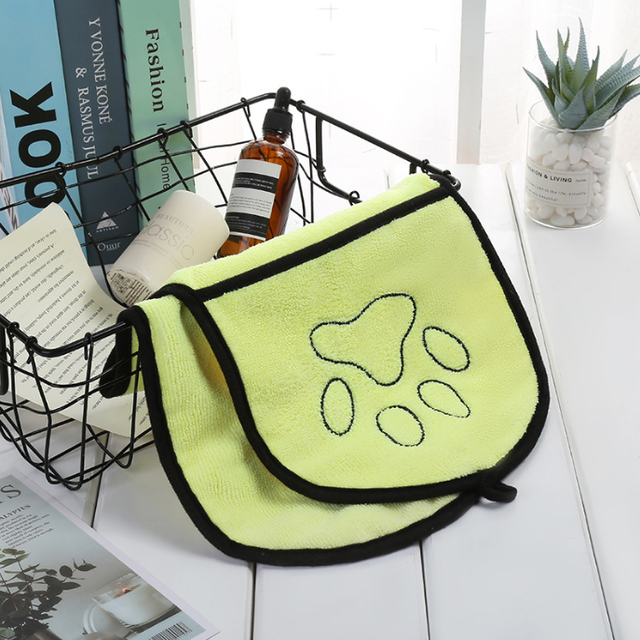 Yumi & Co. Quick-Dry Pet Towel