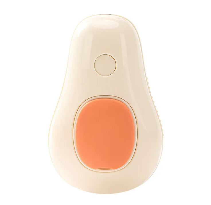 Yumi & Co. Mist Grooming Brush